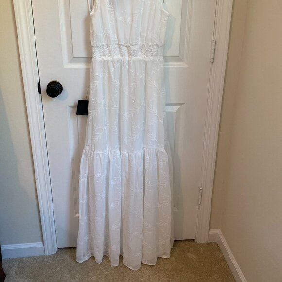 Lulu's Ivory Button-Down Maxi Dress NWT - Picture 4 of 9